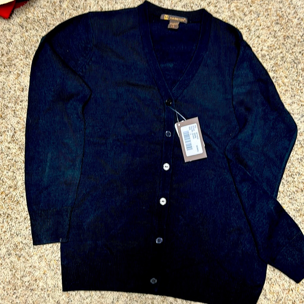 New with tags Women’s Large Cardigan Button Up sweater Black